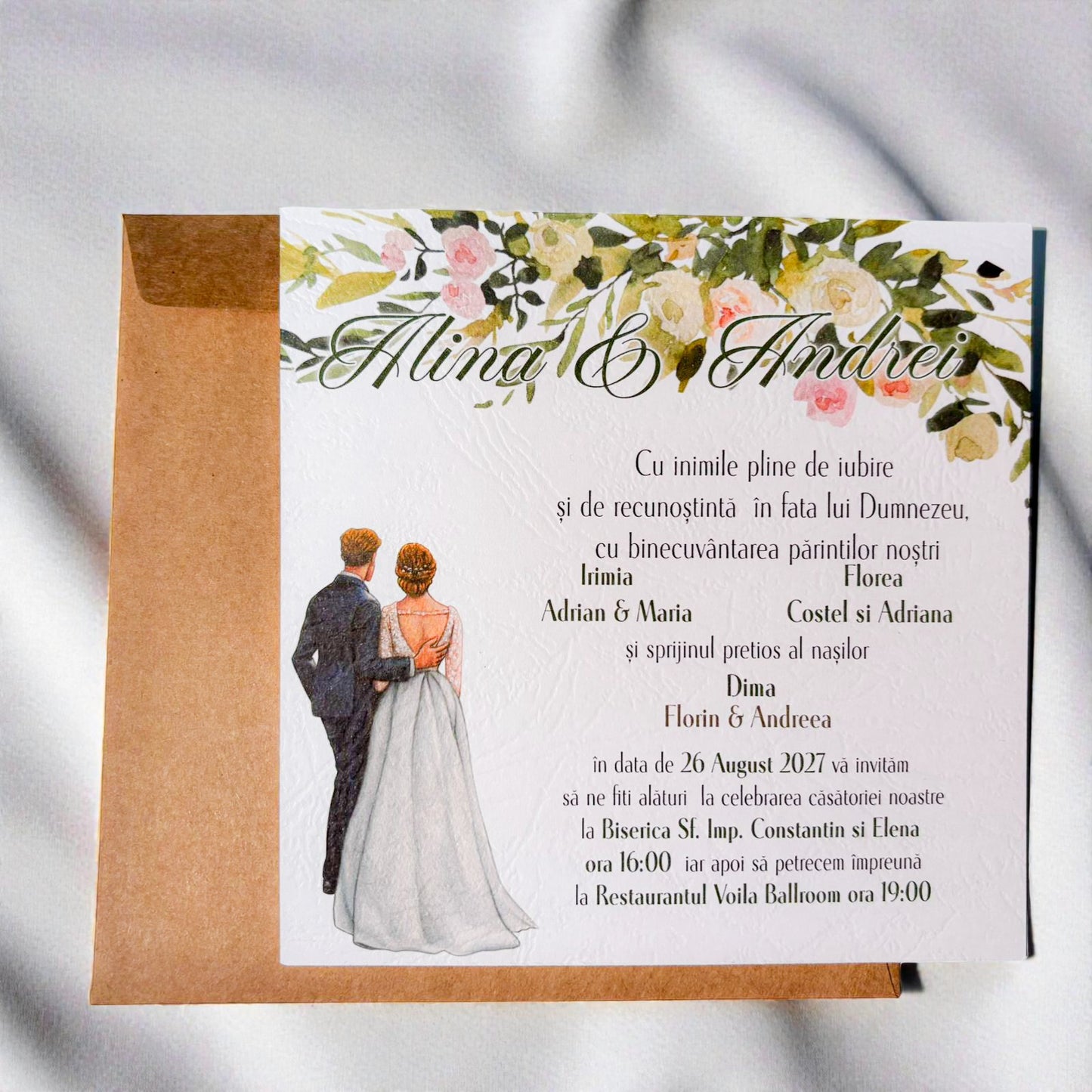 Invitație nuntă romantică cu ilustrație cuplu și flori elegante