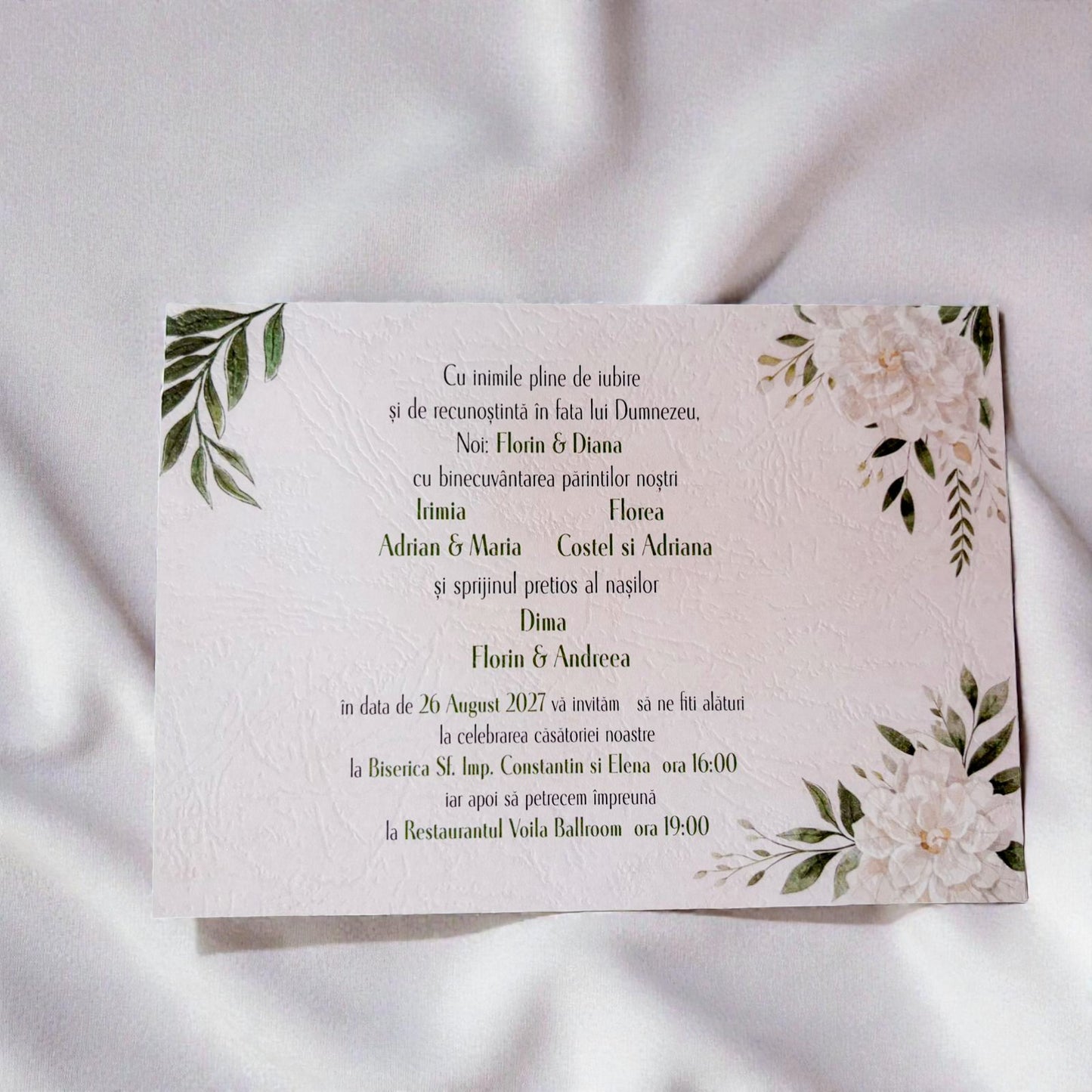 Invitație nuntă florală elegantă cu sigiliu de ceară și plic verde