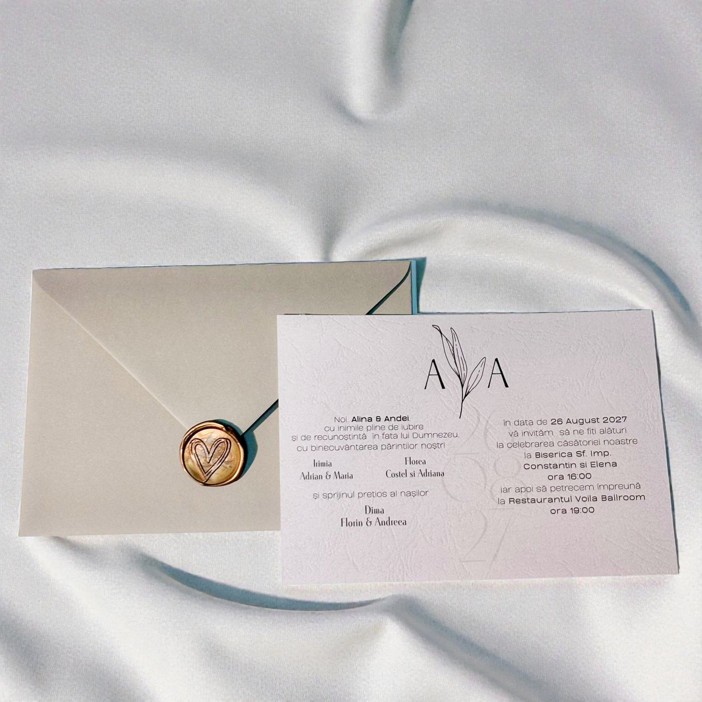 Invitație nuntă elegantă minimalistă cu plic ivory și sigiliu din ceară