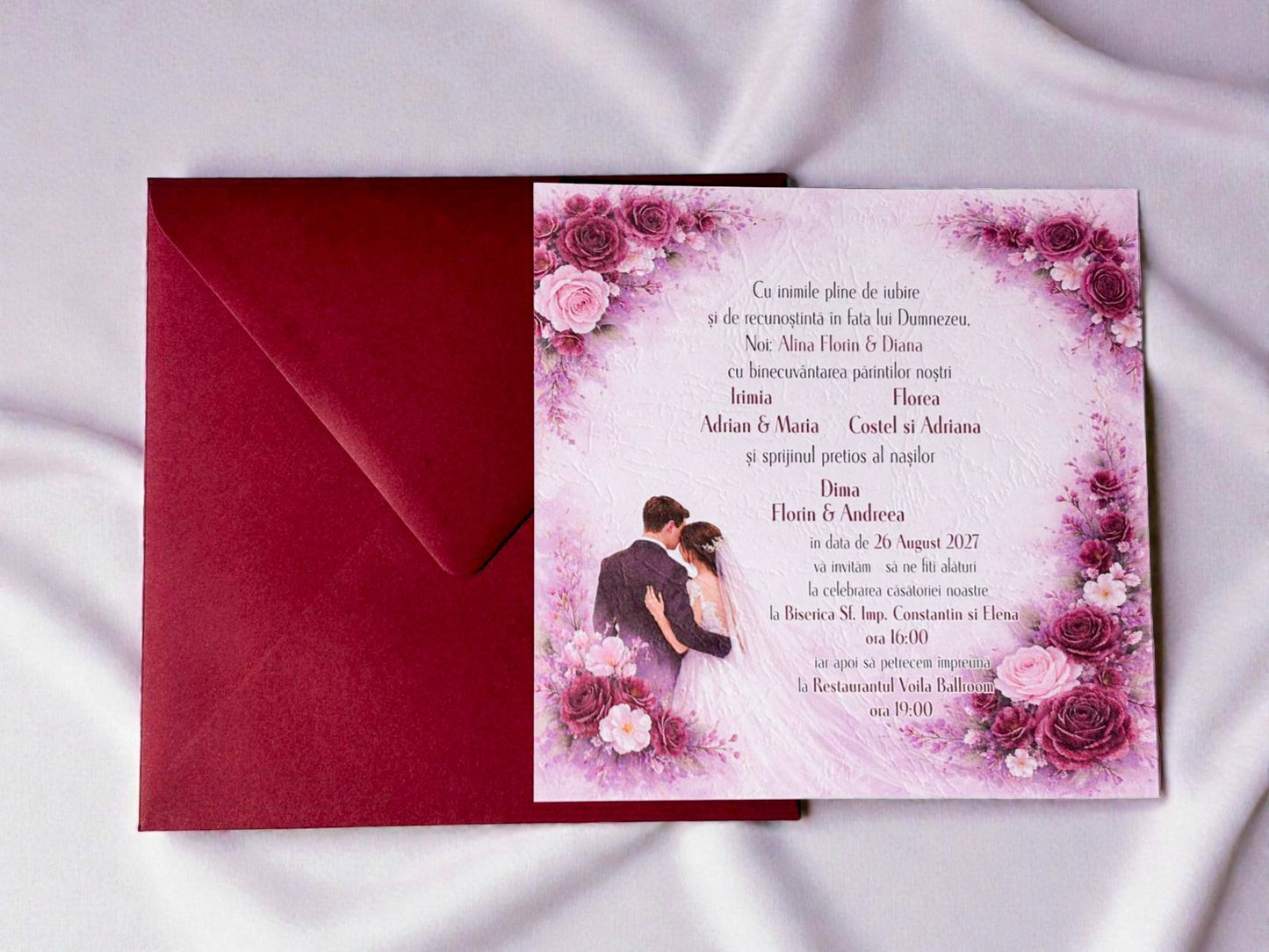 Invitație nuntă florală cu fotografie și plic bordo elegant