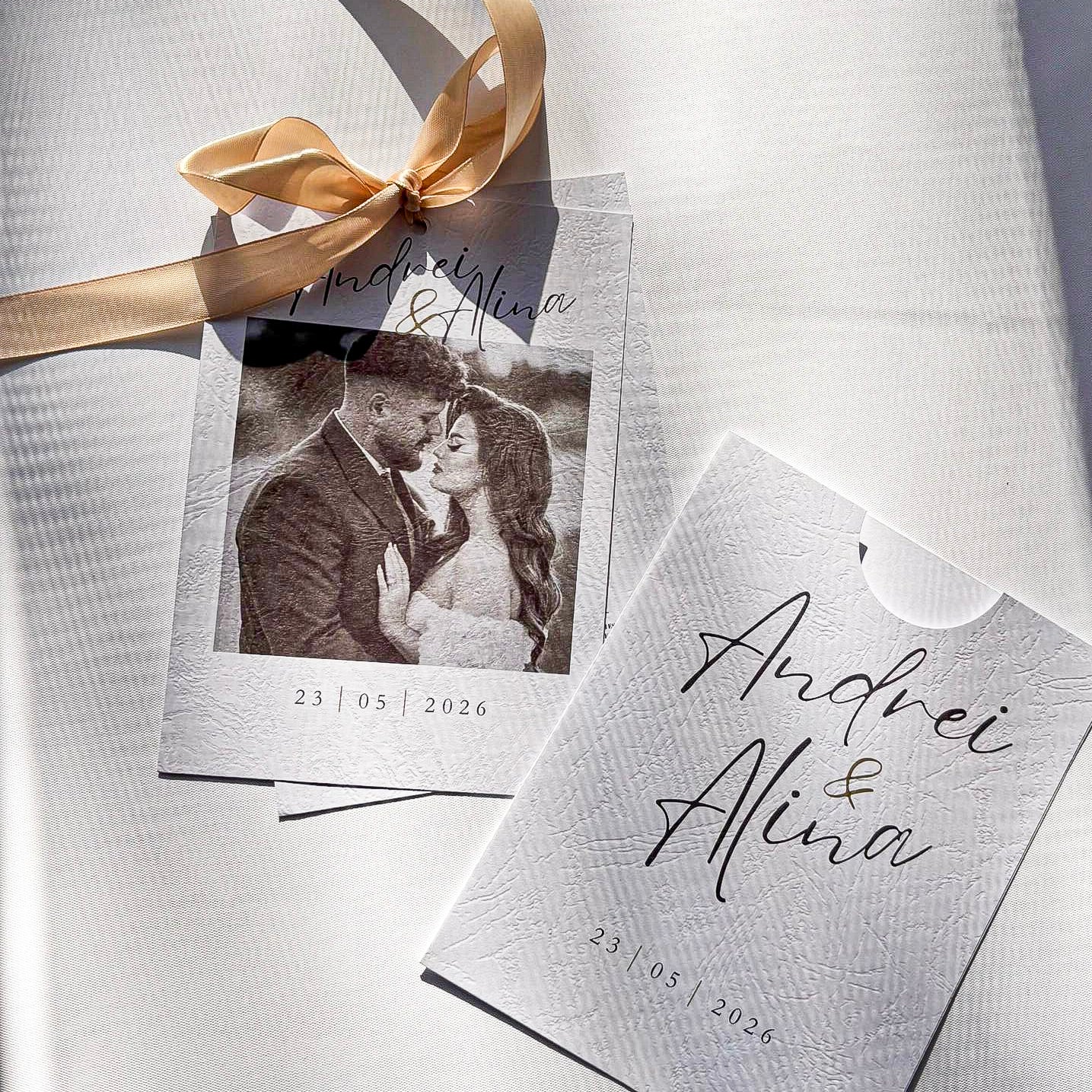 Invitații Handmade Nuntă cu Poză și Fundiță Satinată | Plic Personalizat | Design Elegant
