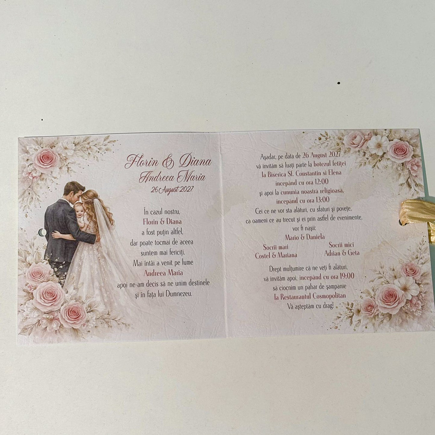 Invitații Nuntă și Botez Tip Carte cu Familie și Flori Roz – Design Elegant și Emoționant